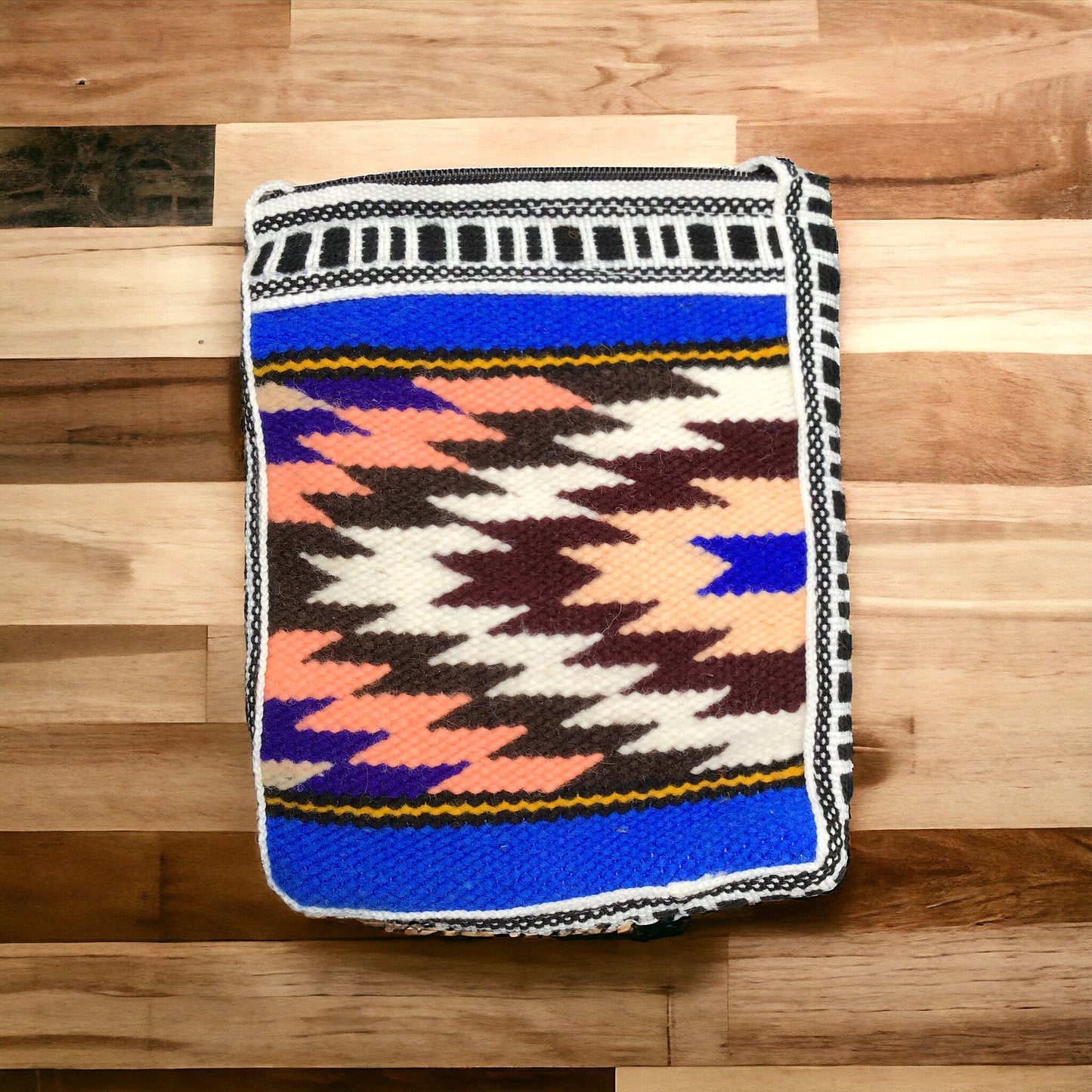 Handmade Crossbody Bag (19)