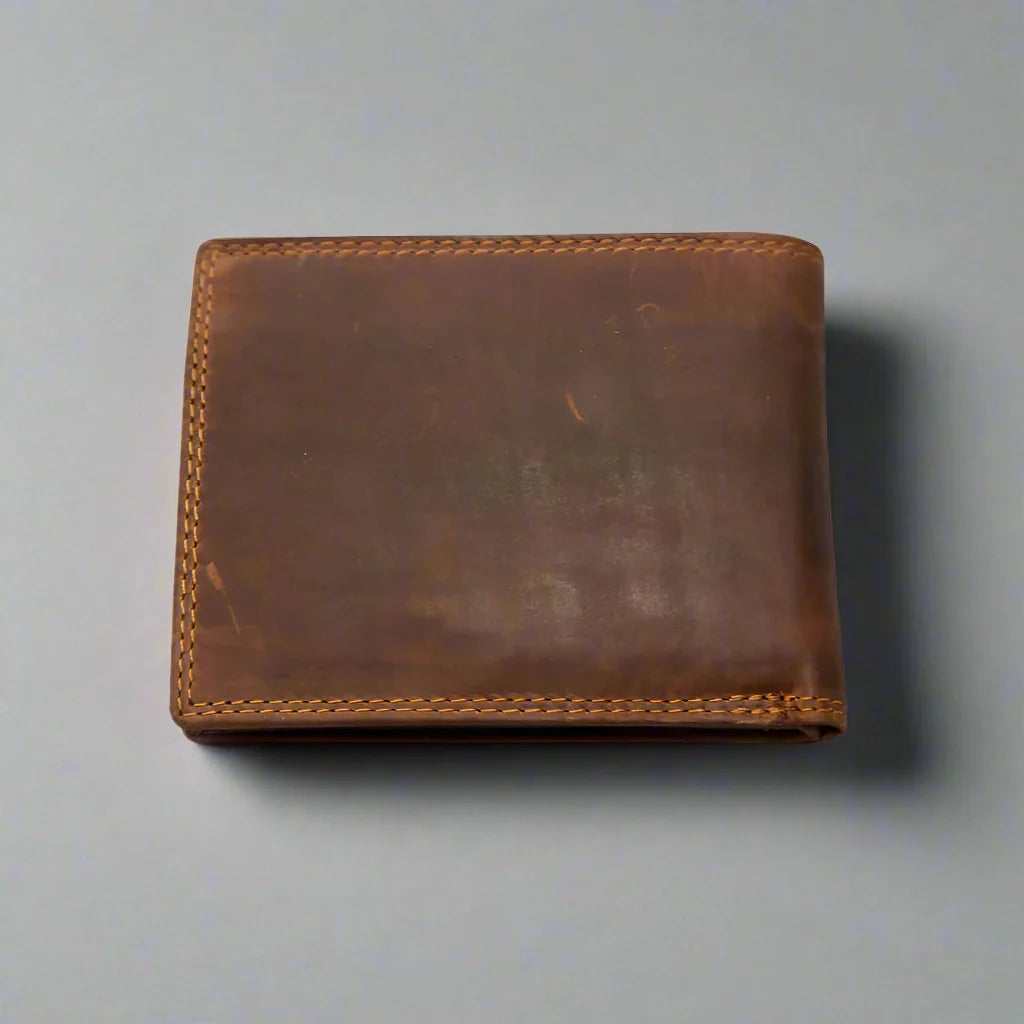 Greenwood Leather Men's Wallet. RFID-Blocking Oil Pull-Up Leather