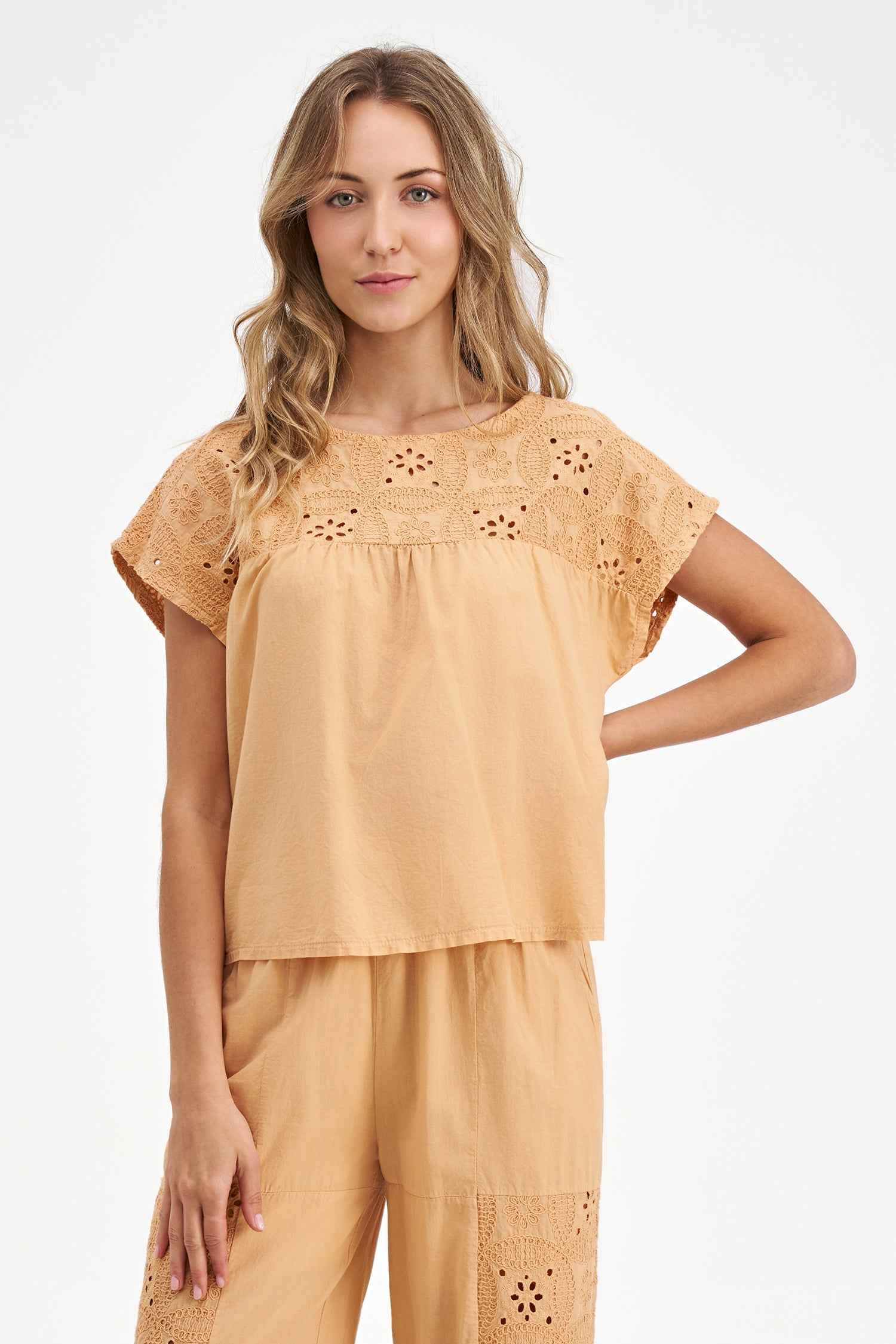 Women's Woven Top
