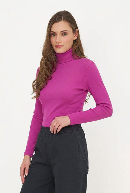 Women's Classic Rib-Knit Turtleneck Top with Long Sleeves