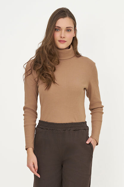 Women's Classic Rib-Knit Turtleneck Top with Long Sleeves