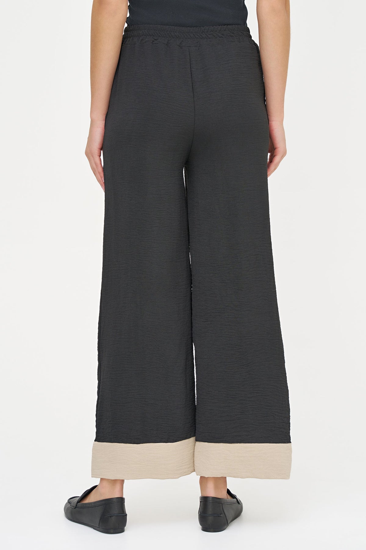 Women's Woven Color-Blocked Pull-On Pant, with Side Seam Pockets