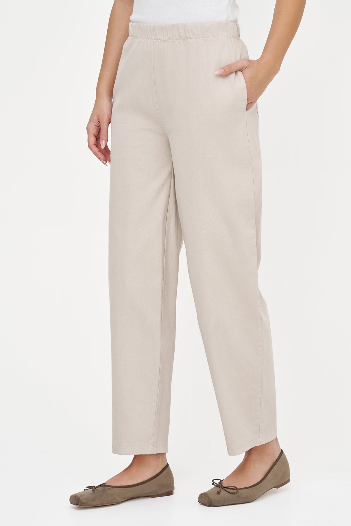 Women's Woven Barrel-Leg Pull-On Pants