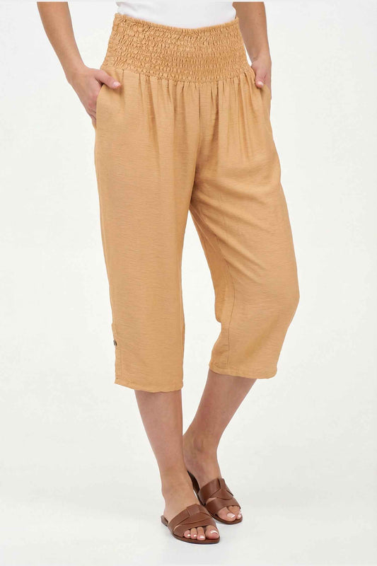 Women's Woven Capri Trousers