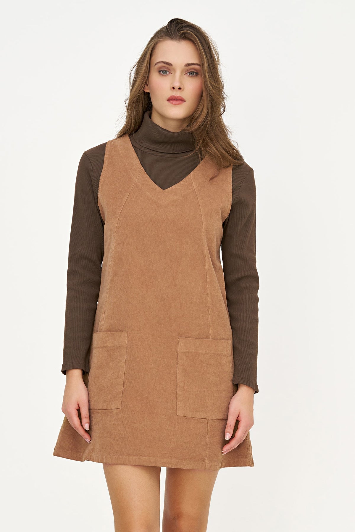 Women's Corduroy Sleeveless V-Neck Dress with Patch Pockets