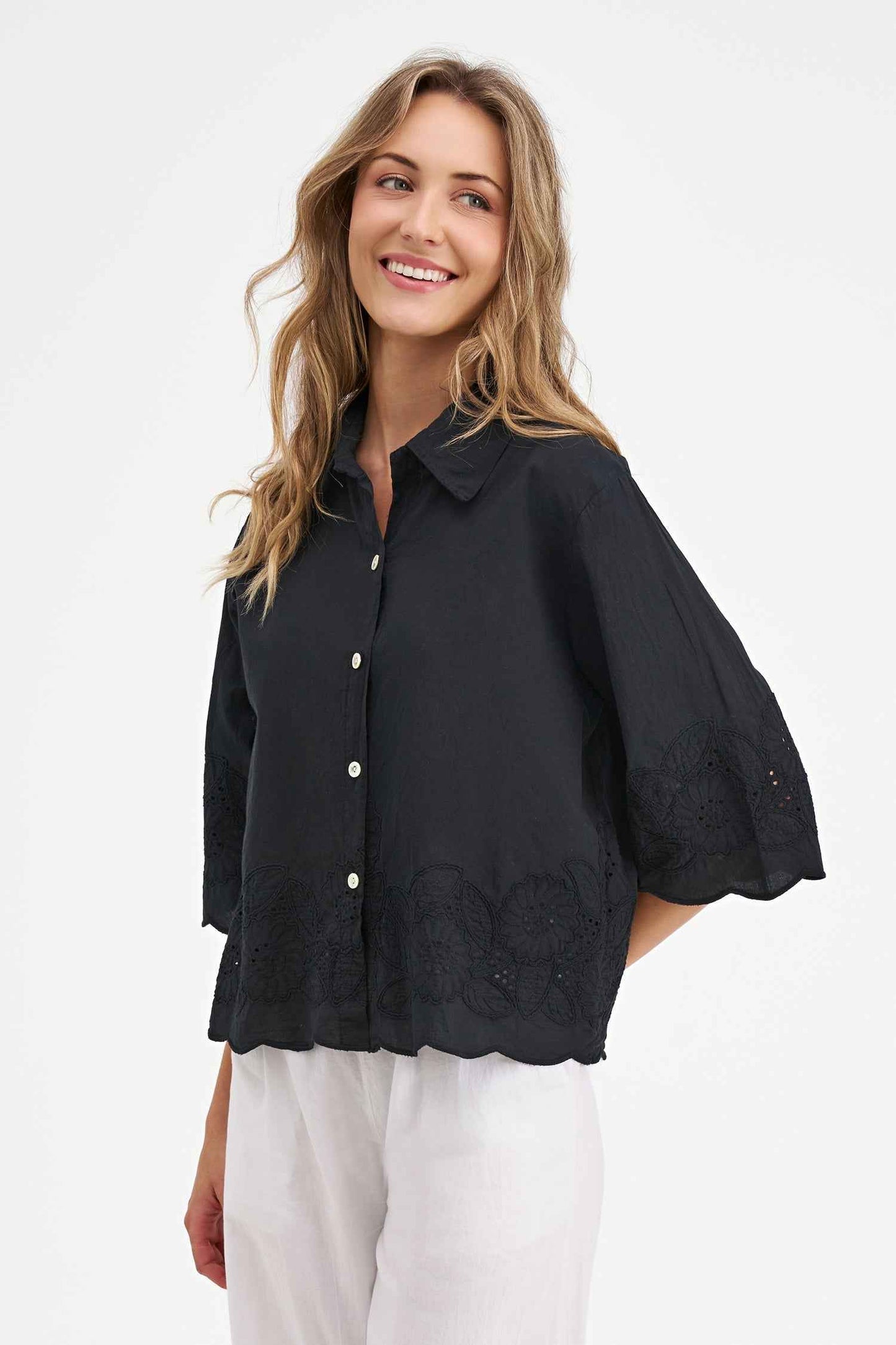 Women's Woven Shirt