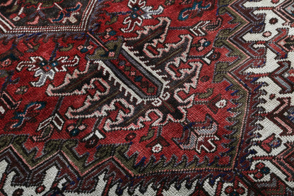 Persian Heriz Rug | 7' 5" x 10' 10"