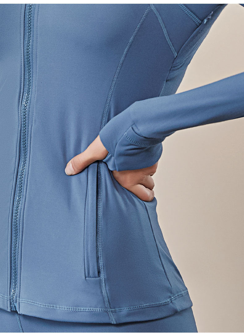 Hooded Sportswear Women’s Outerwear – Breathable Workout Jacket