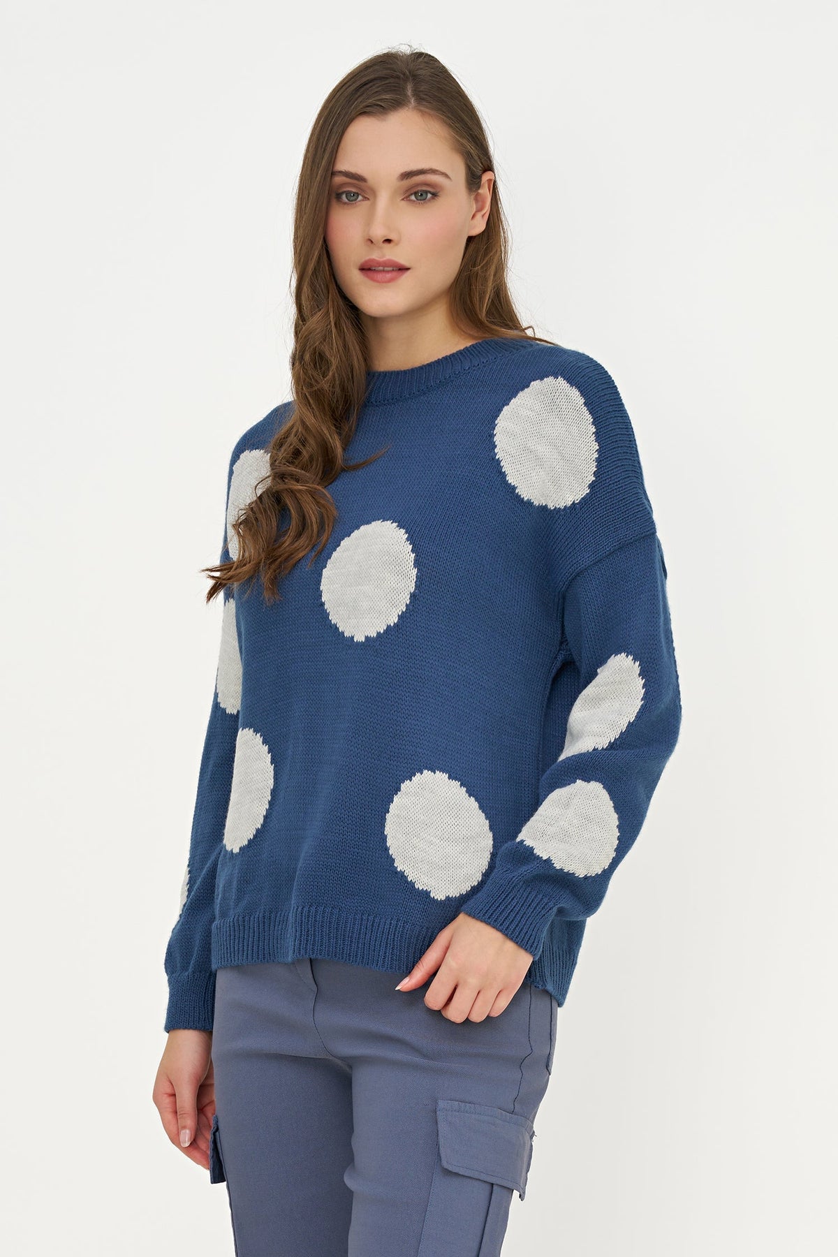 Women's Knit Polka-Dot Color-Block Crew-Neck Sweater with Long Sleeves