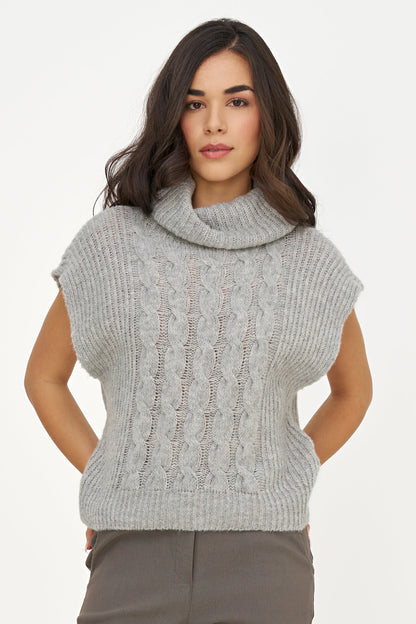 Women's Cable-Knit Turtleneck Sleeveless Sweater