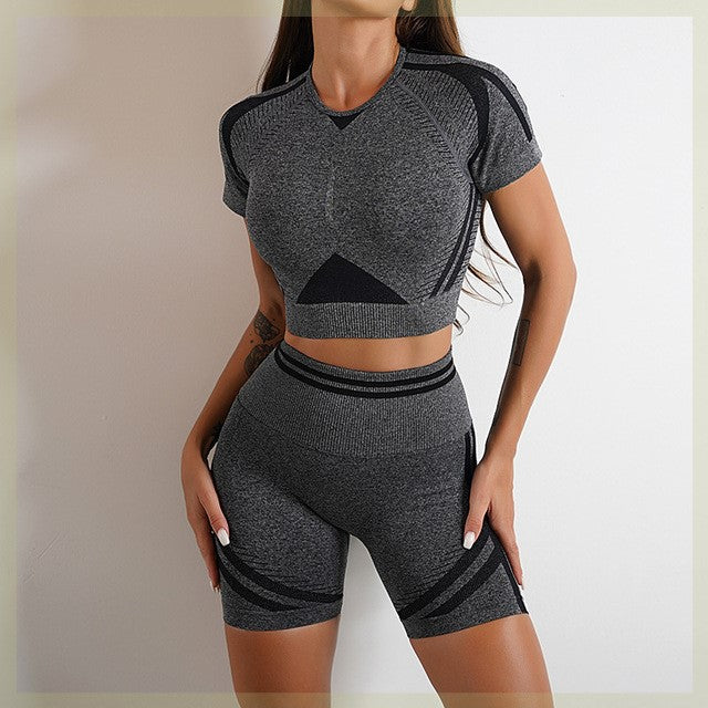 Women’s Seamless Sports Set – Workout Outfit with Booty Yoga Pants