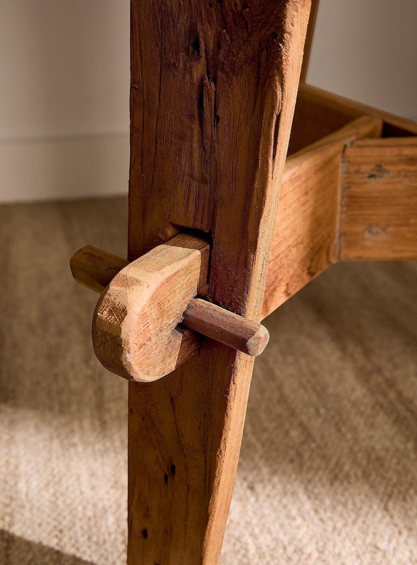 Beistelltisch Rembrandt aus recyceltem Teakholz