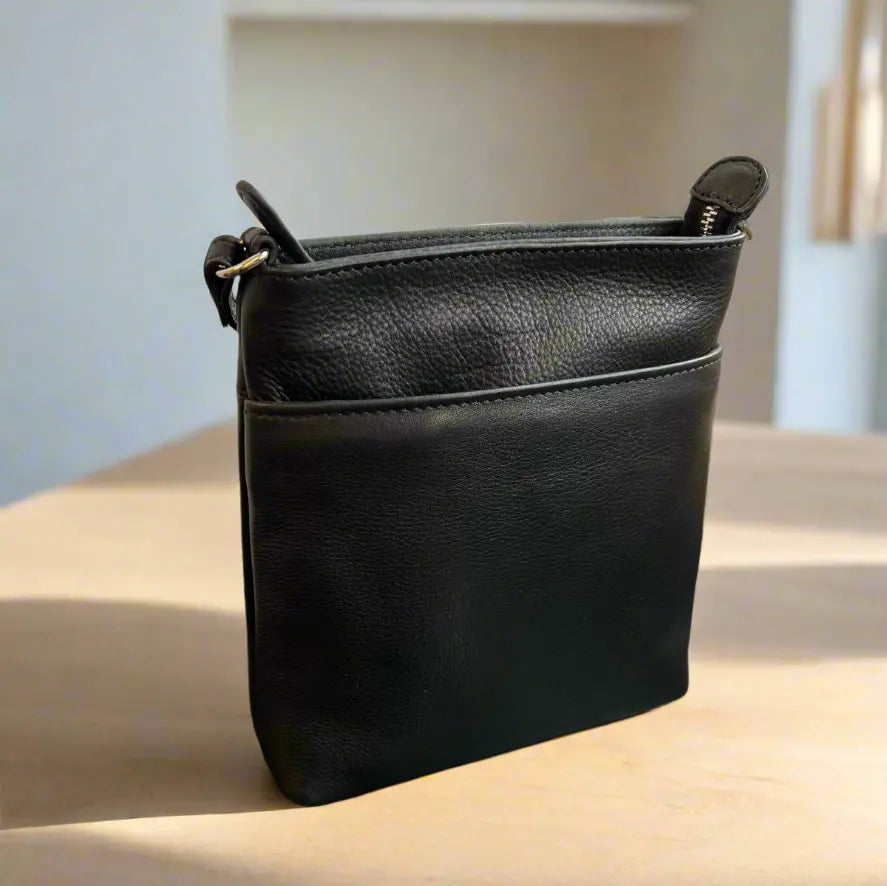 MET Women's Leather 3 Pocket Crossbody Bag