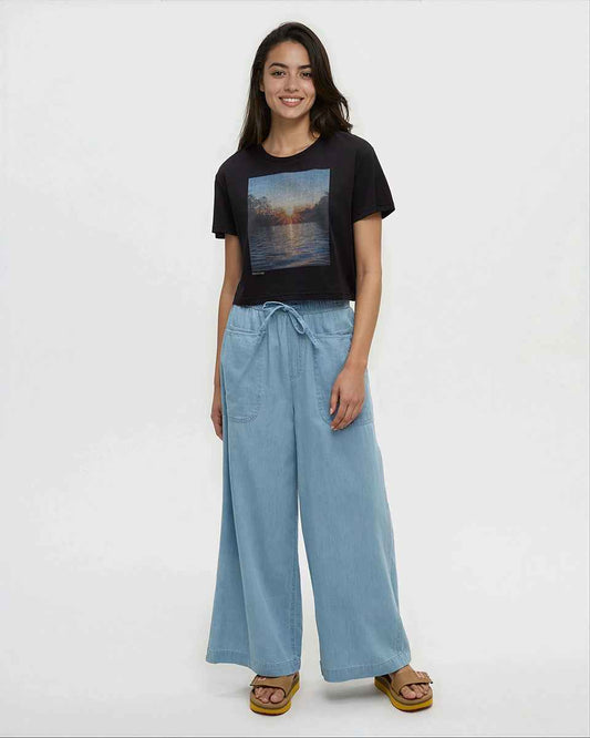 Lake View Crop T-Shirt