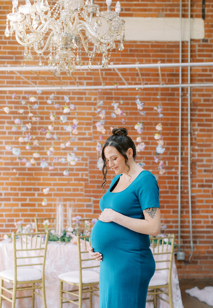 Ribbed Midi Maternity Tee Shirt Dress