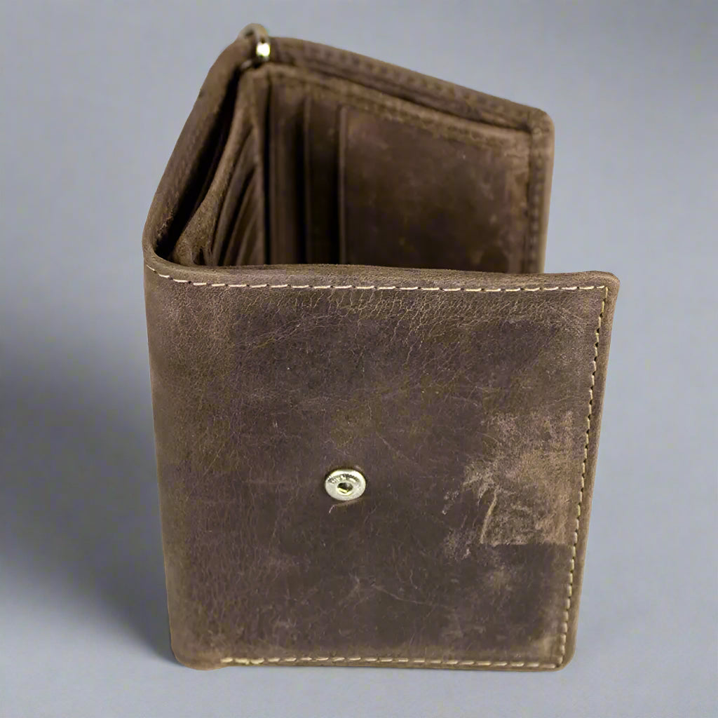 JBG International Men's Hunter Chain Leather RFID Wallet