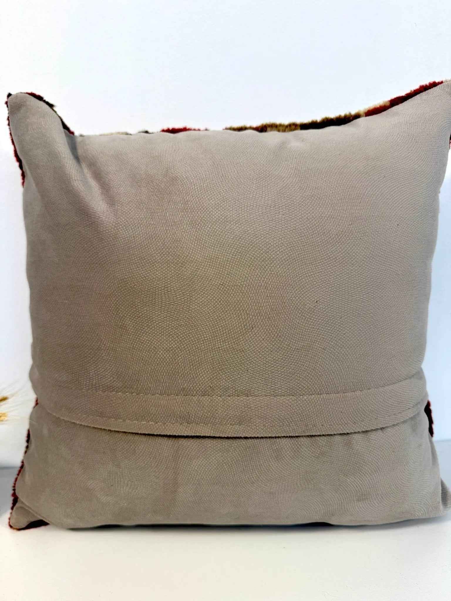 Pillow No. 031 | 16" x 16"