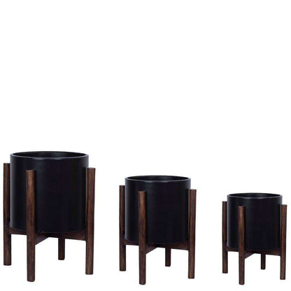 Rica – Mid-Century Modern Pflanzenständer mit schwarzem Übertopf (verschiedene Größen)