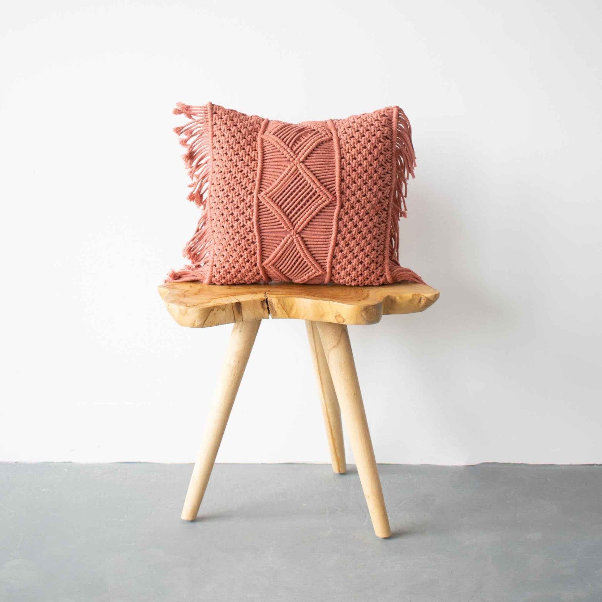 MACRAME - ROSEWOOD