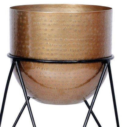 Teresa – Pflanzgefäß Messing Mid-Century mit schwarzem Metallständer