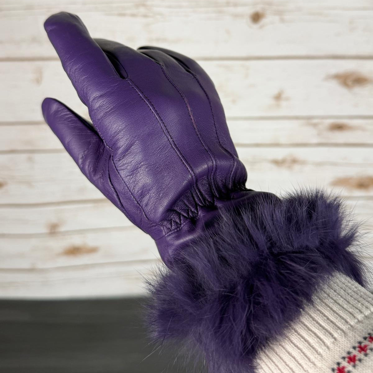 Women’s Sheep Leather Gloves with Rabbit Fur Trim
