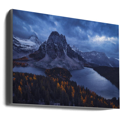 Wandbild Mount Assiniboine: Mitten in einem Schneesturm
