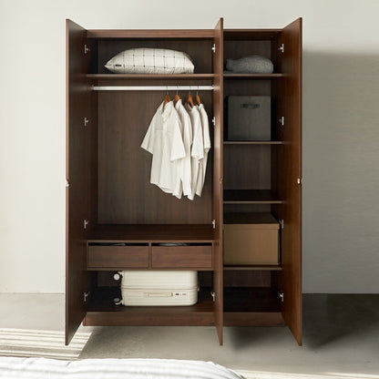 Hobro 301 Three-Door Wardrobe