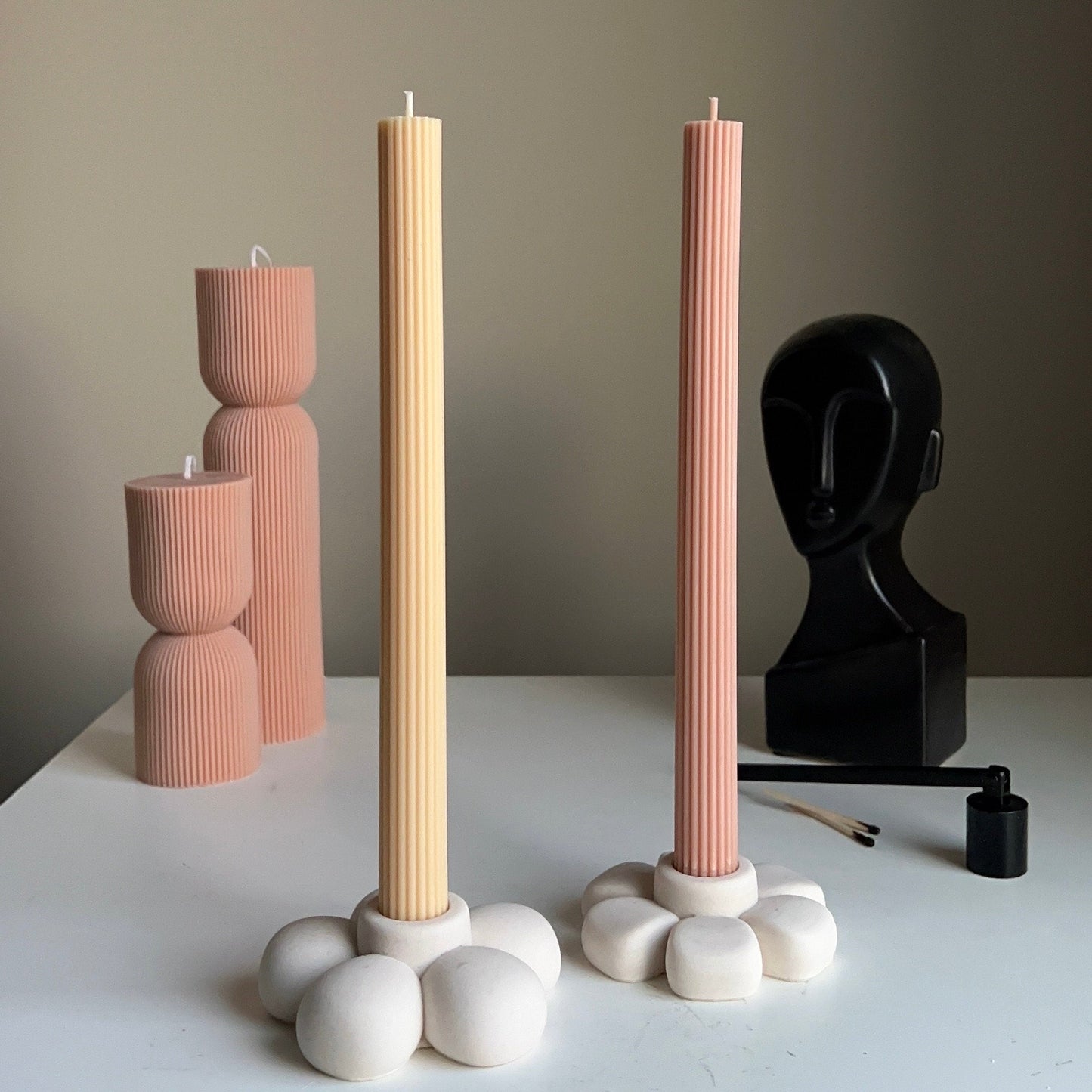 Jesmonite Blumen-Kerzenständer: Handgemachte Tischdekoration