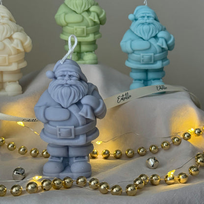Handgegossene Santa Sojakerze: Weihnachtsdeko Geschenk