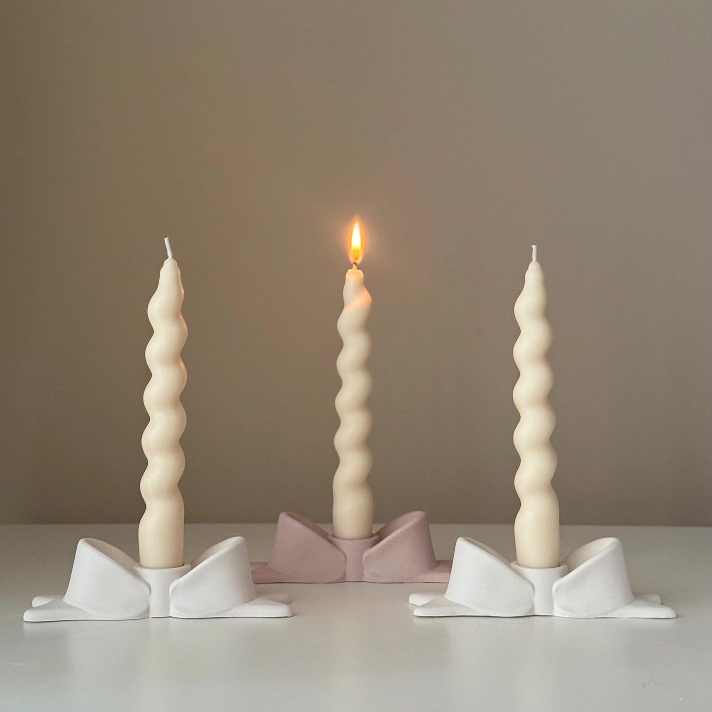 Fliege Jesmonit Kerzenständer: Moderne Tischdekoration