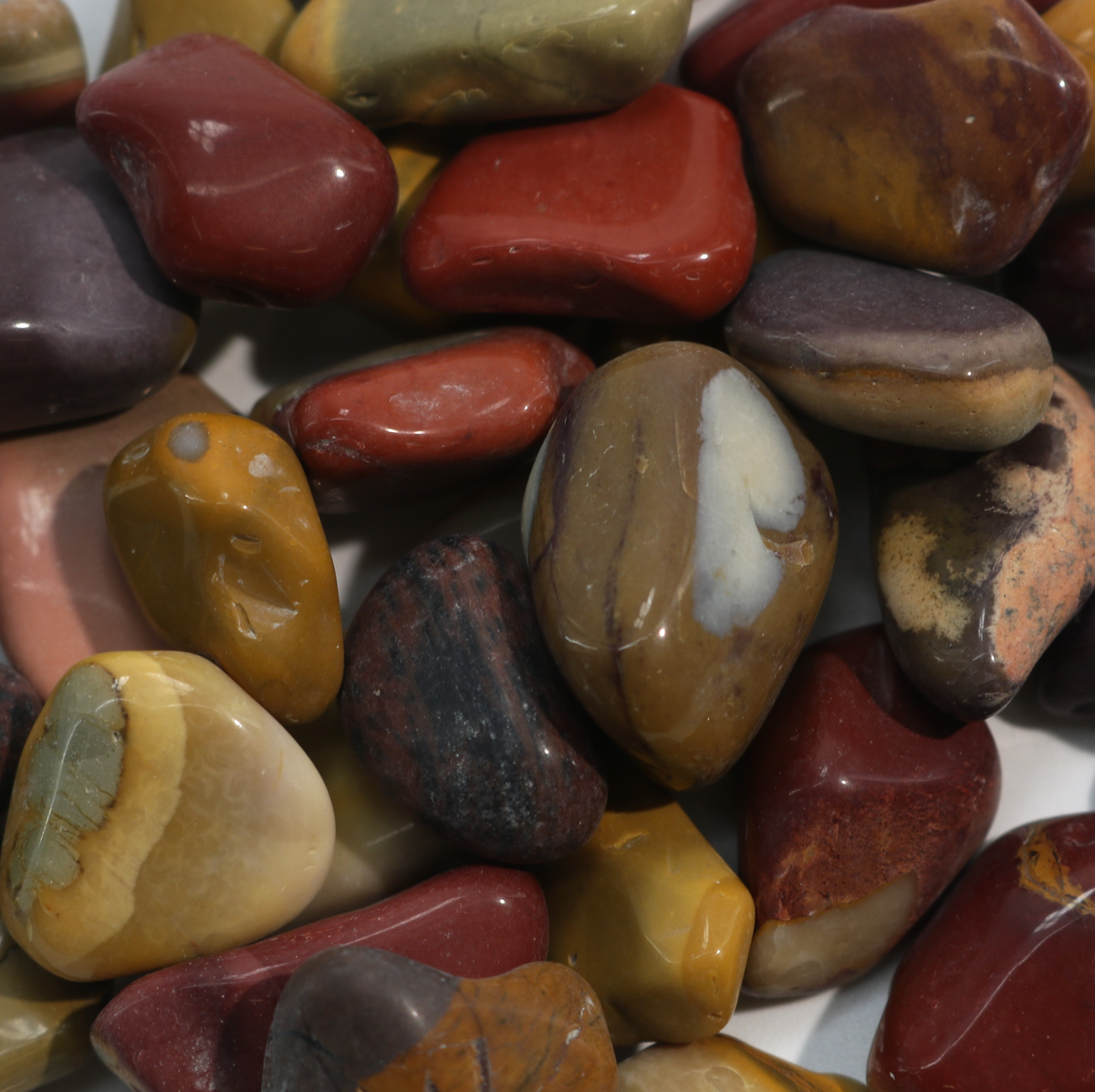 Mookaite Jasper E Tumbled Stones