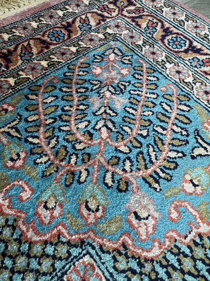 Indian Kashmir Rug | 6' 0" x 8' 11"