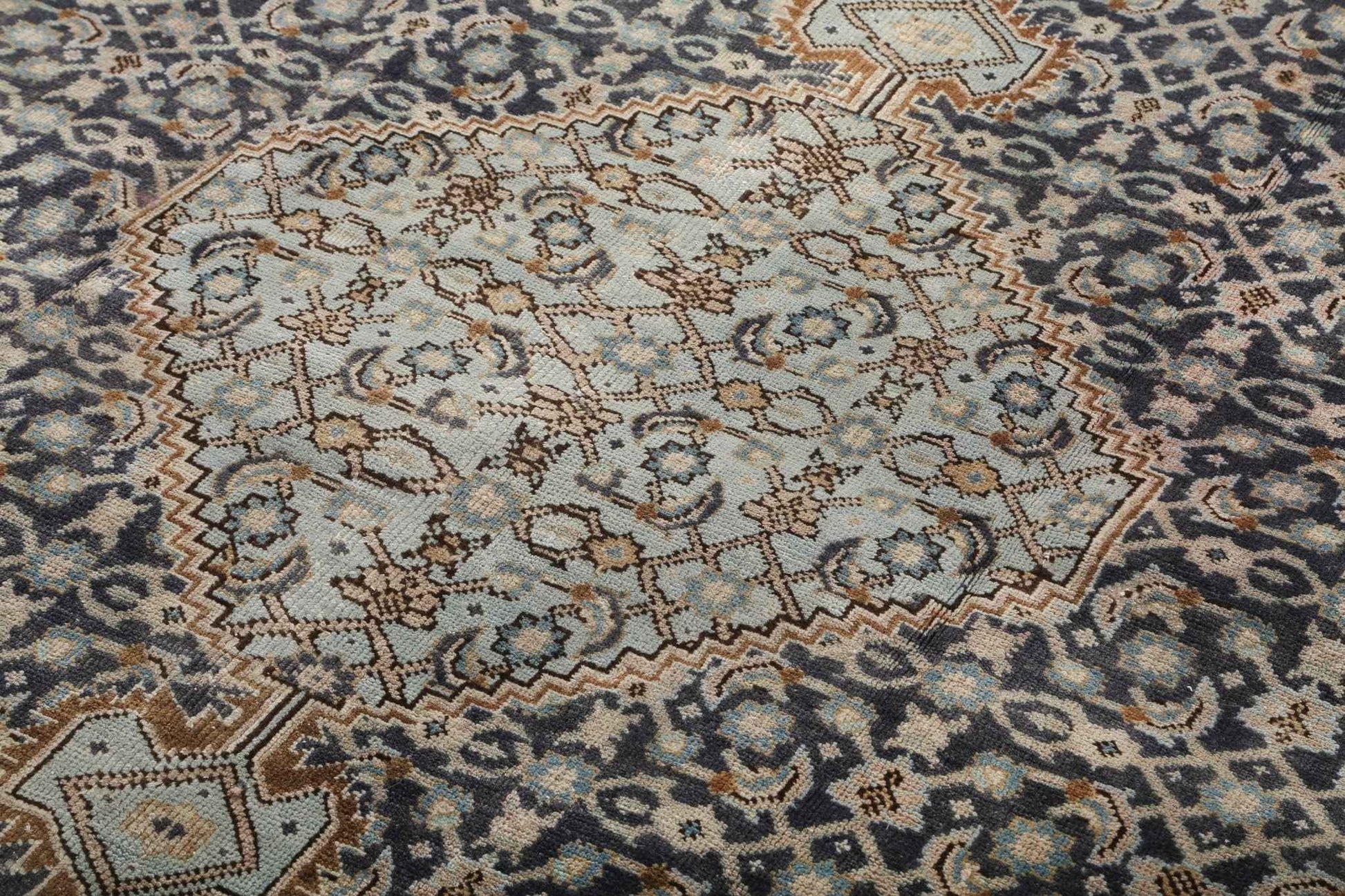 Persian Ardabil Rug | 5' 7" x 8' 2"