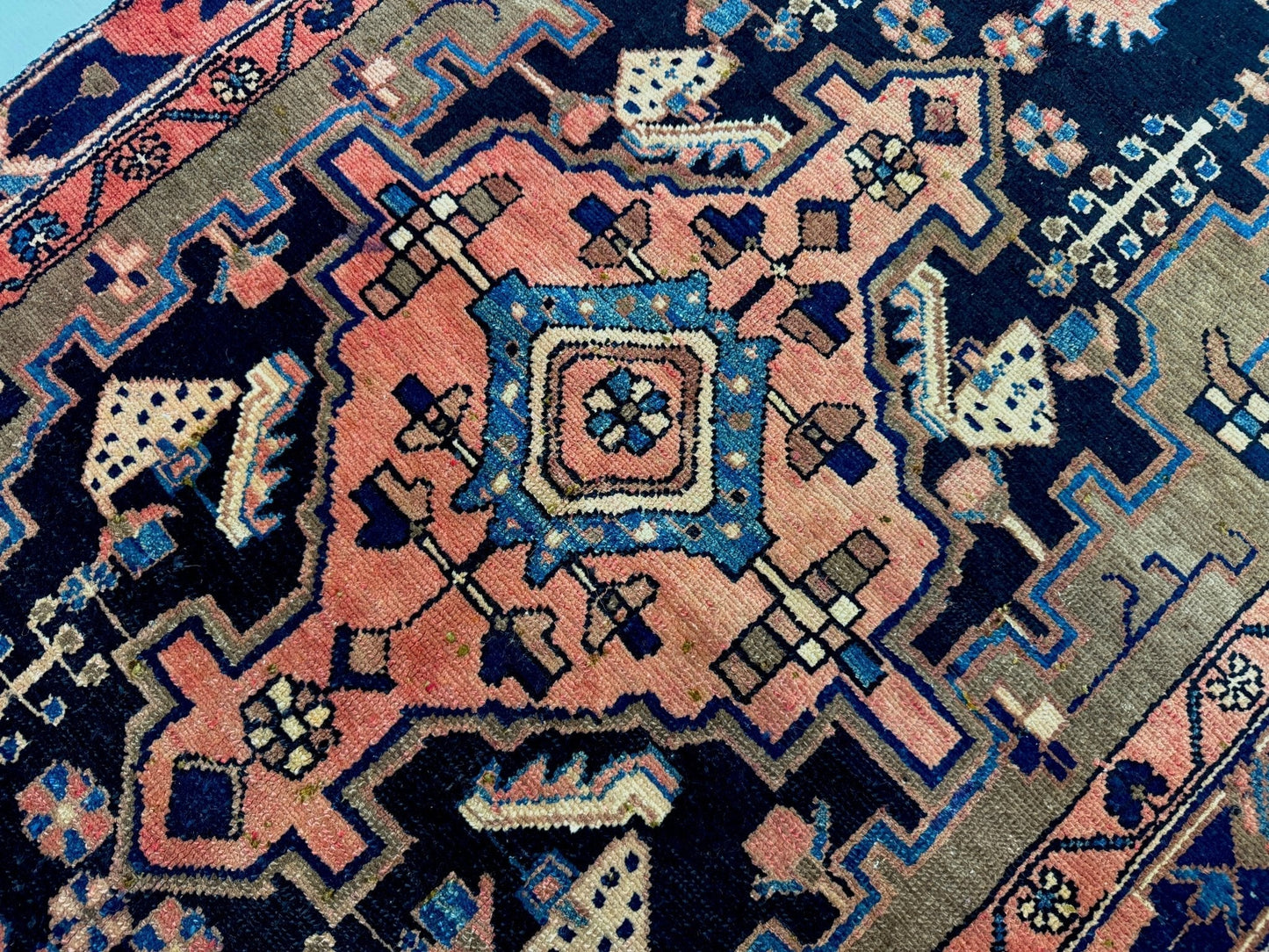 Persischer Hamadan Teppich | 3' 1” x 4' 5"