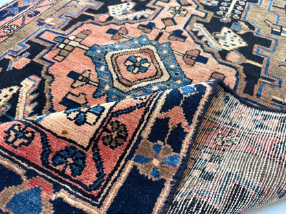 Persischer Hamadan Teppich | 3' 1” x 4' 5"