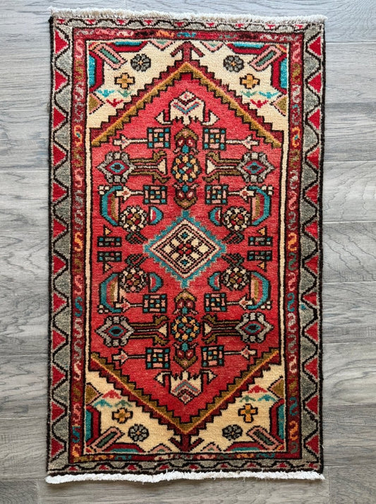 Persischer Hamadan Teppich | 56 x 94 cm