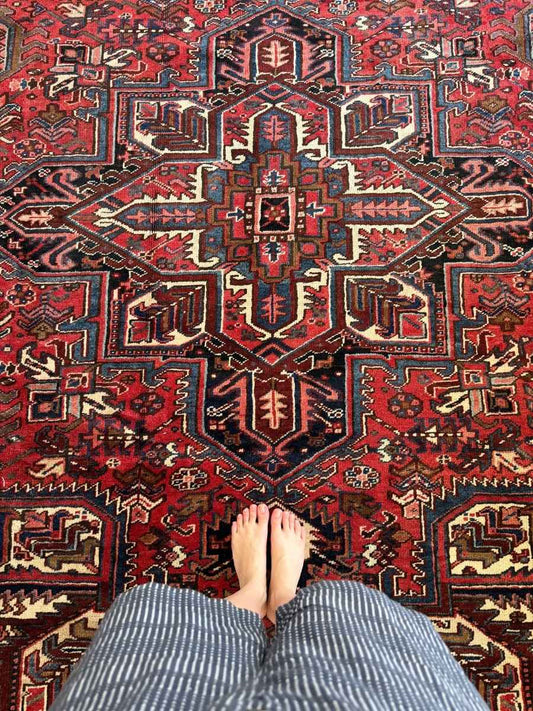 Persian Heriz Rug | 7' 4" x 10' 4"