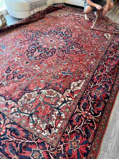 Persian Heriz Rug | 9' 8" x 13'