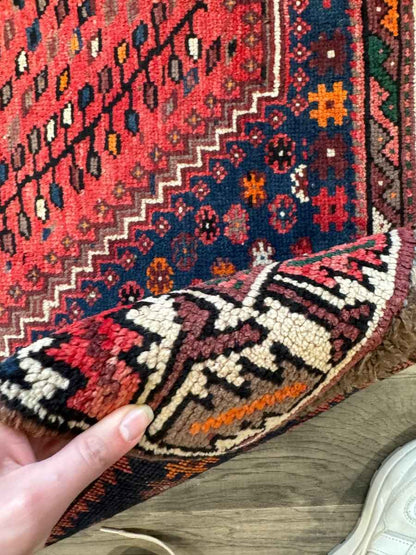 Persian Shiraz Rug | 6' 1" x 8' 6"