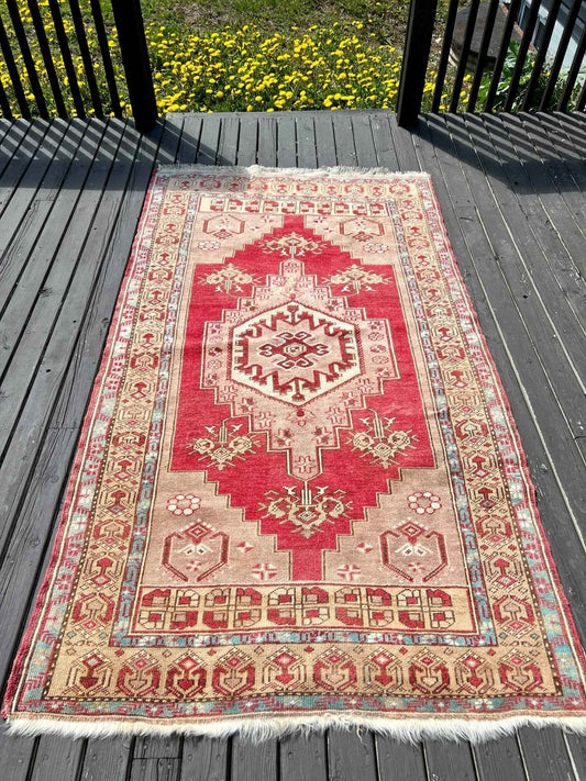 Yahya | 4' x 7' 2" | Turkish Yahyali Rug